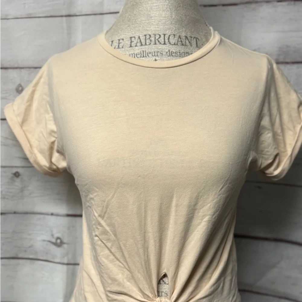 SHEIN Beige Knot Front Tee - Picture 3 of 3